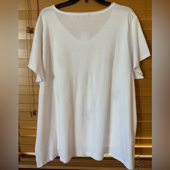 Alexis Taylor NWT Adorable White Tee with Gold Seahorse Accents. Size 3X - Picture 4 of 6